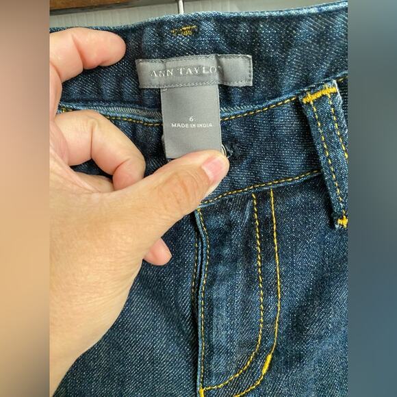 Ann Taylor Cropped Jeans Pants Size 6 Capri - Picture 3 of 3